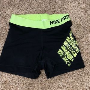 Nike spandex